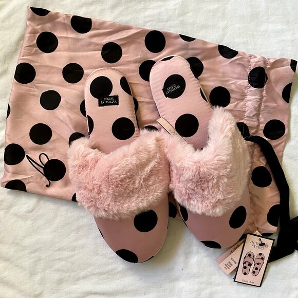 Victoria Secret S pink polka dot slippers - Picture 1 of 2